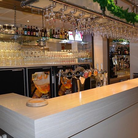 Hotel Royal Astor Остенде Екстериор снимка