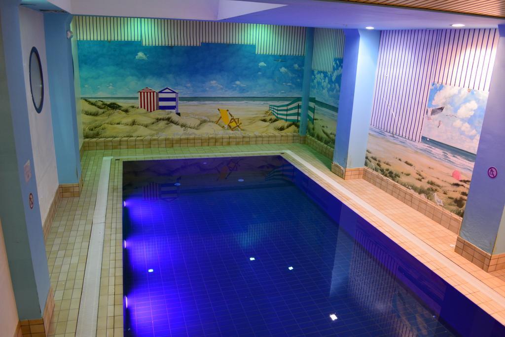 Hotel Royal Astor Остенде Екстериор снимка